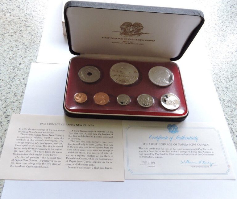 Read more about the article 1975 Papua New Guinea 8 Coin Proof Set Cased With COA Inc Silver 10 and 5 Kina