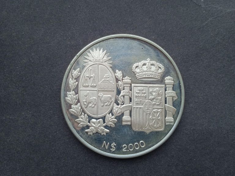 Read more about the article URUGUAY 2000 PESOS 1983 PROOF IN ORIGINAL CASE WITH CERTIFICATE