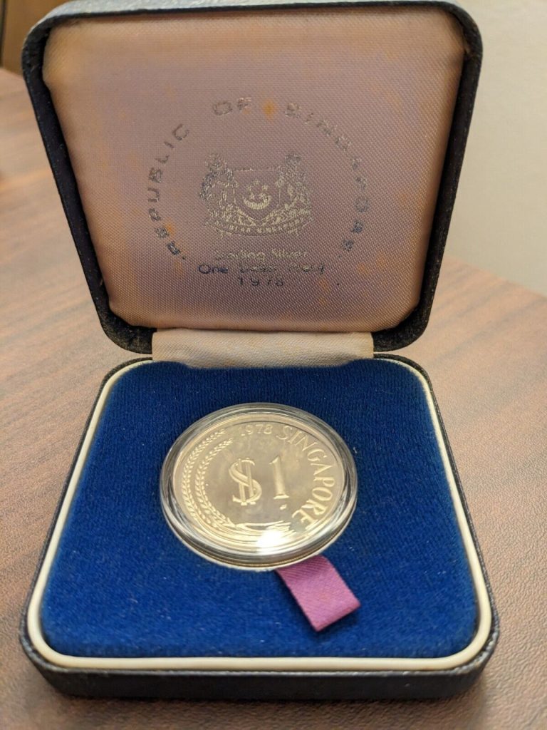 Read more about the article 1978 Singapore $1 Proof Coin with COA
