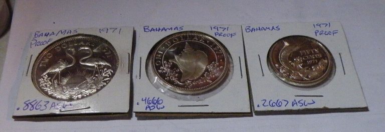 Read more about the article 3 Large SILVER Coins  1971 Bahamas Silver Proof Coins  Swordfish  Flamingo