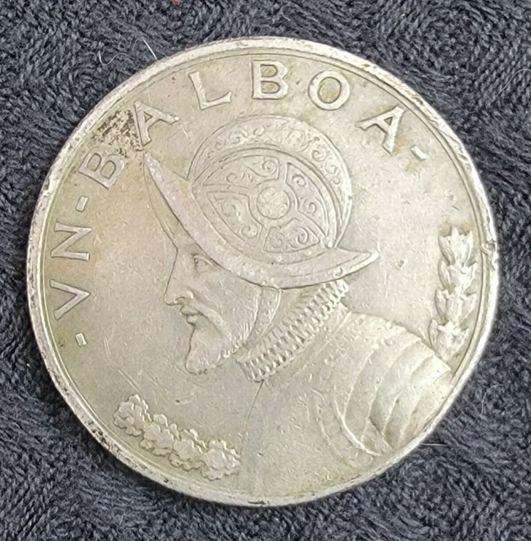 Read more about the article 1931 Republic of Panama 1 Balboa 90% Silver Coin 1st Year only 200k minted KM#13