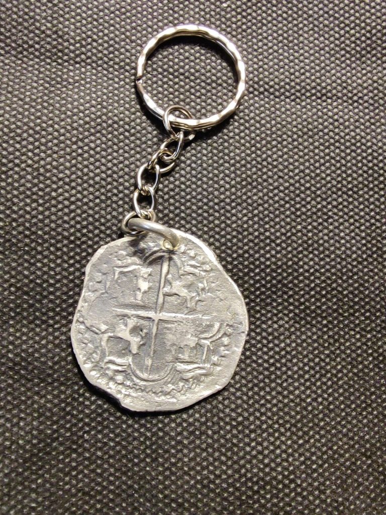 Read more about the article Atocha Spanish Colonial 8 Reale Shipwreck Coin  Key Chain..