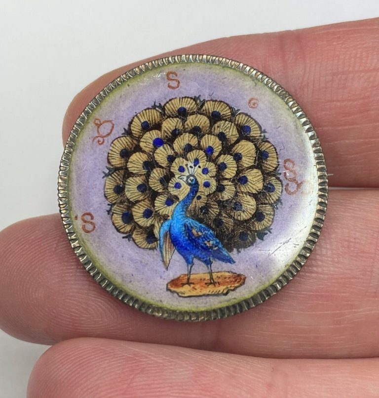 Read more about the article Burma 1 Kyat Peacock Enamelled Coin – Brooch – RARE Very Good Condition