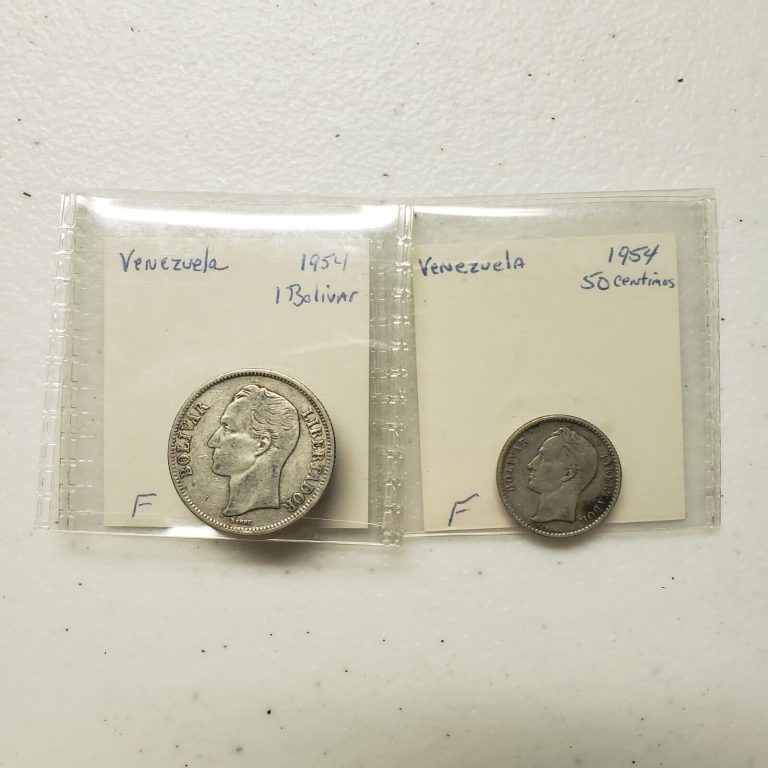 Read more about the article Lot of 2 Venezuela Silver Coins  1954 50 Centimos and 1954 1 Bolivar