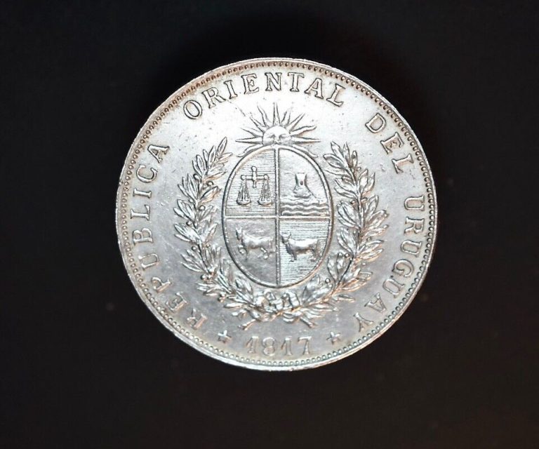 Read more about the article 1917 Uruguay Silver 1 Un Peso KM# 23 Brilliant Uncirculated RARE LARGE COIN