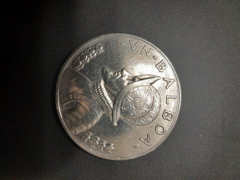 Read more about the article 1931 PANAMA Large CONQUISTADOR BALBOA Liberty Vintage OLD Silver Coin i91440