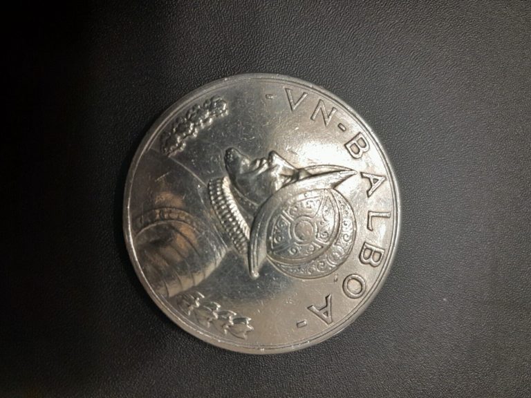 Read more about the article 1931 PANAMA Large CONQUISTADOR BALBOA Liberty Vintage OLD Silver Coin i91440