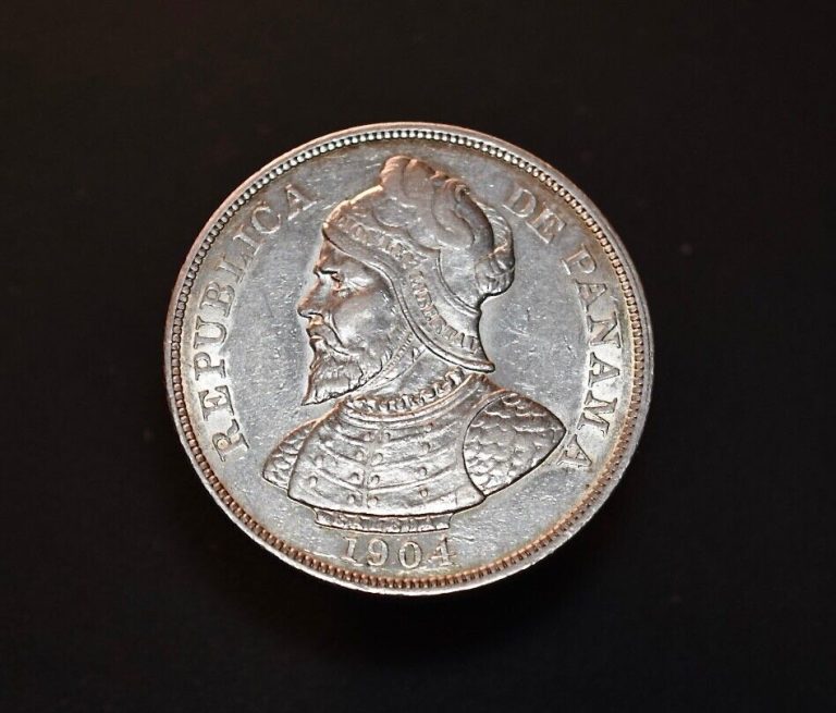 Read more about the article 1904 Panama Silver 50 Centesimos  KM# 5  VERY RARE AU Condition