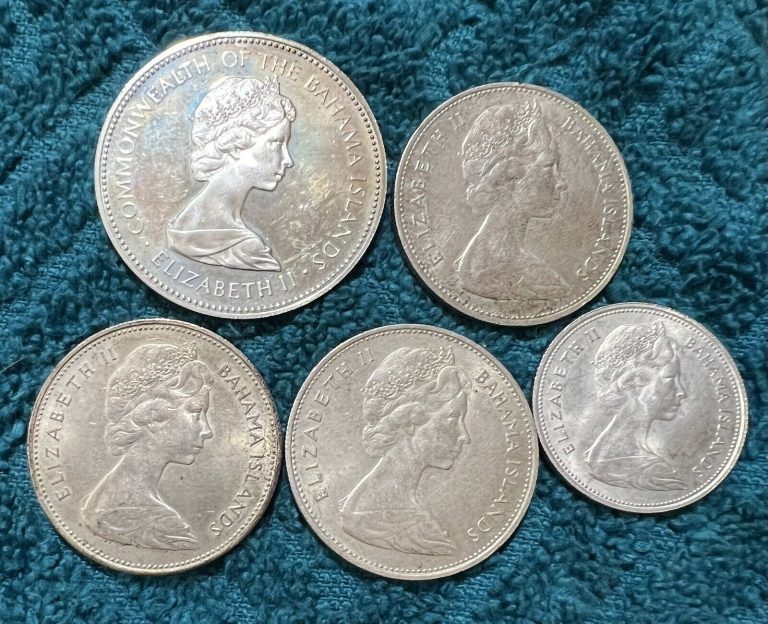 Read more about the article Silver coins from Bahama Islands
