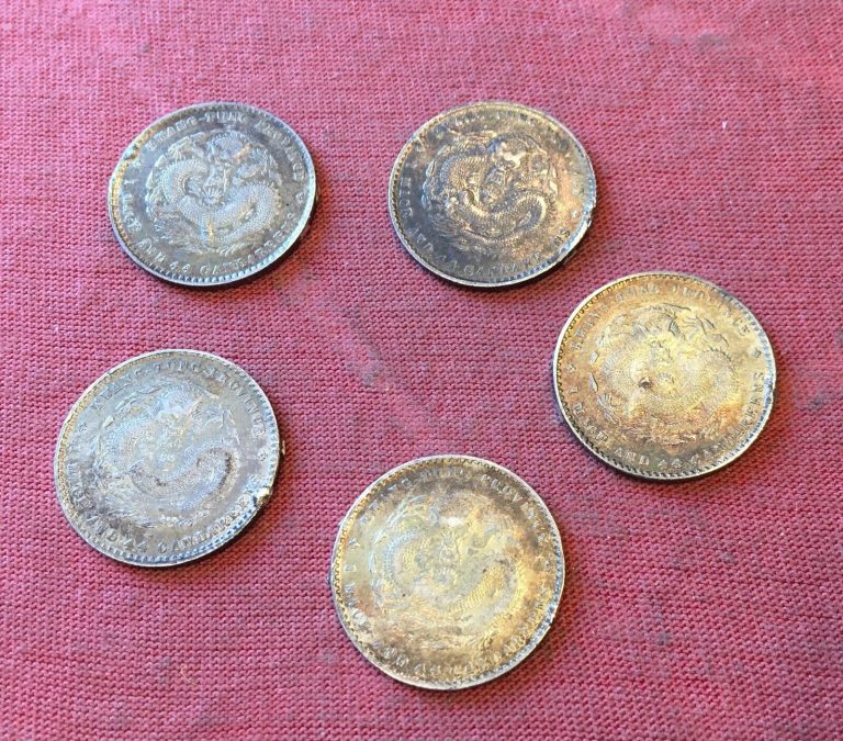 Read more about the article Lot of 5 China Kwangtung 20 Cent 1890 – 1908 Silver Coin All remove from jewelry