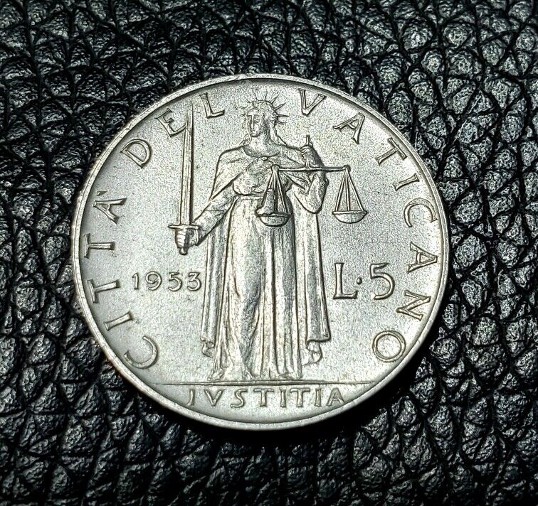 Read more about the article 1953 VATICAN CITY 5 LIRE COIN