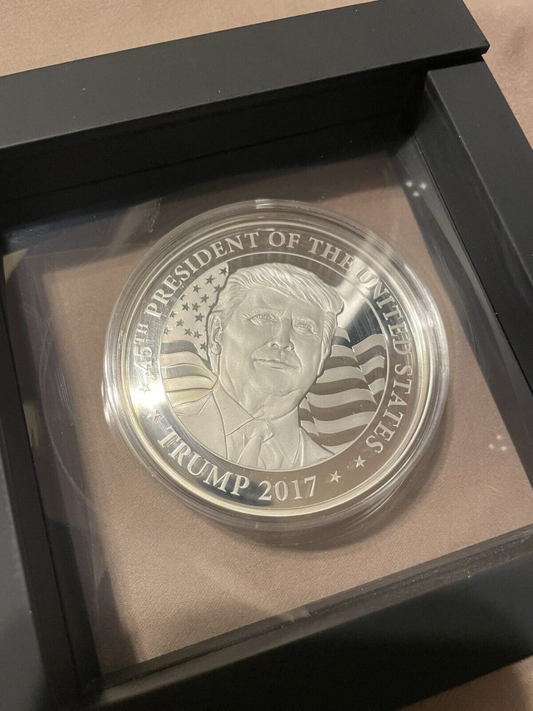 Read more about the article 2017 Donald Trump Equatorial Guinea S1000F 1oz .999 Silver Coin COA 1000 Frances