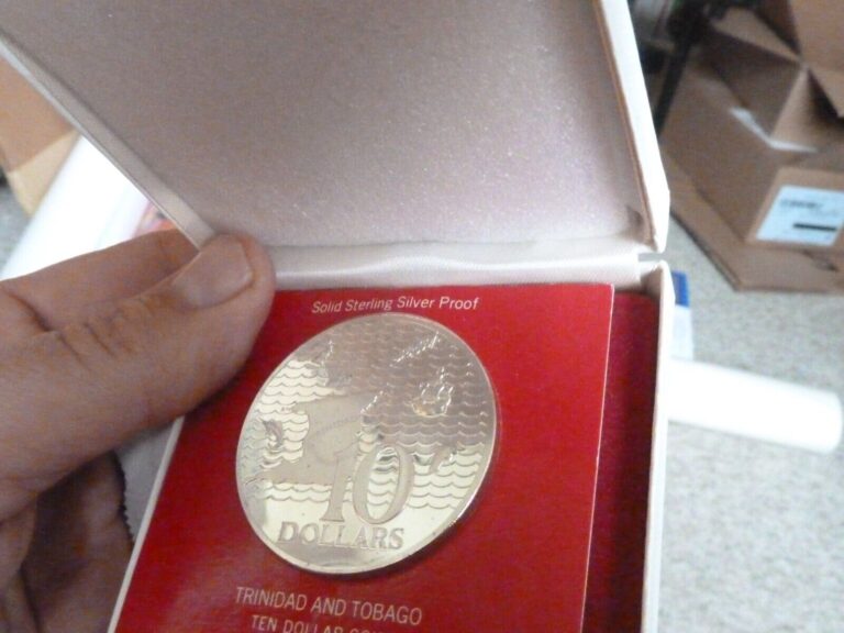 Read more about the article 1973 *TRINIDAD AND TOBAGO SILVER $10 COIN* PROOF