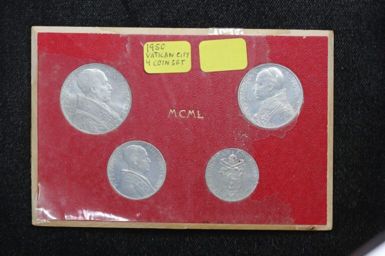 Read more about the article 1950 Vatican City 1 Lira 2  5  10 Lire Uncirculated 4 Coin Set 3FNM