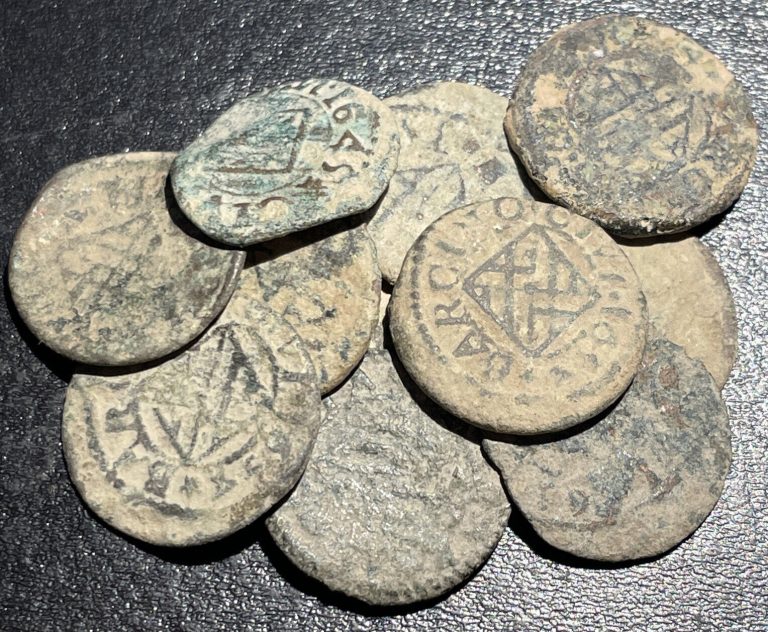 Read more about the article 1600s Spain Principality of Catalonia King Philip IV Ardite Uncleaned Coin