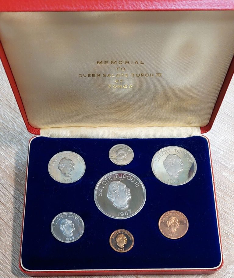 Read more about the article RARE TONGA 1967 PROOF SET 7 COINS MEMORIAL TO QUEEN SALOTE TUPOU III CASE MED118