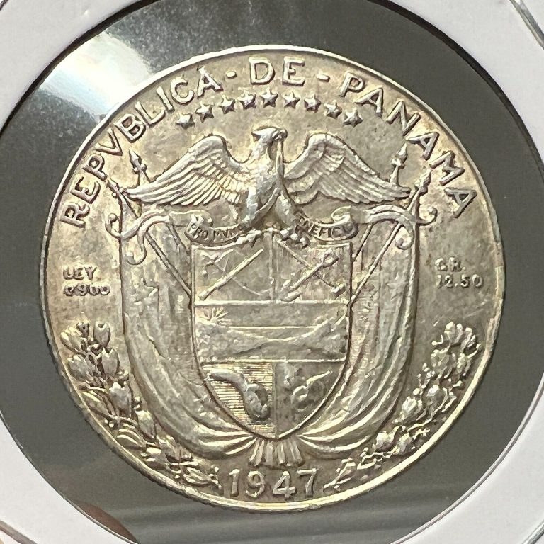 Read more about the article 1947 PANAMA SILVER 1/2  BALBOA NICE  COIN