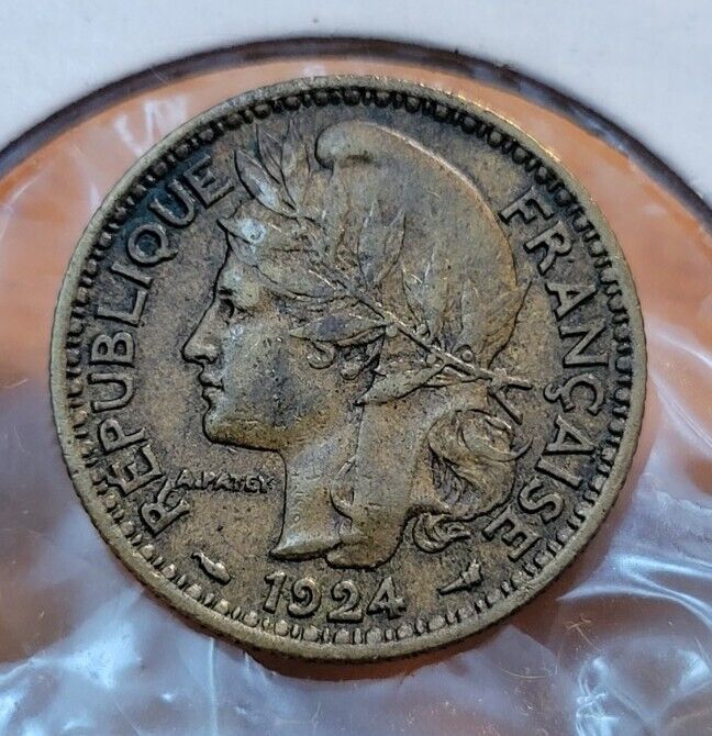 Read more about the article 1924 Togo 1 Franc	French Mandate World Coin