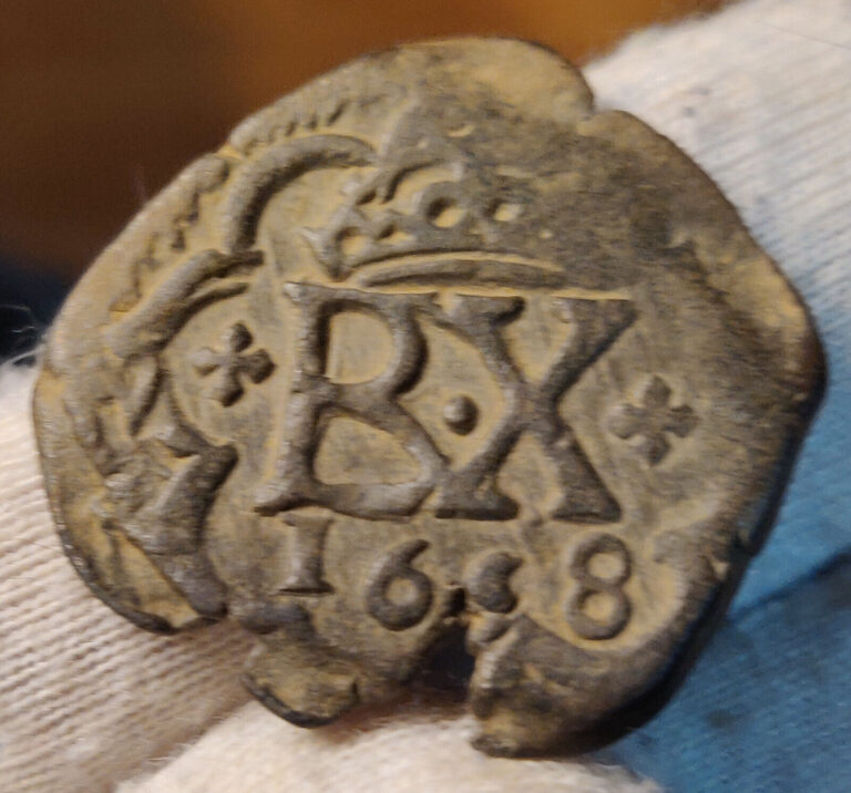 Read more about the article Genuine 1648 or 1658 Large Spanish Pirate Cob Coin  Nice Strike-Colonial-Copper