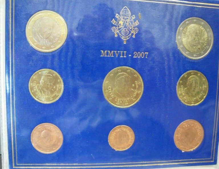 Read more about the article 2007 Vatican City 8 pc Coin Set in Holder Uncirculated Rare*FREE U.S. SHIPPING**