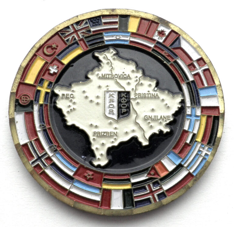 Read more about the article NATO KFOR KOSOVO FORCE 2001 Challenge Coin 50mm 44.3g. B11