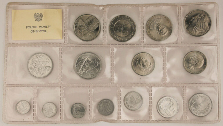 Read more about the article Poland 1949-1976 15 CLAD Coin 1-20 Zlotych Mint Set Sealed Package GEM BU