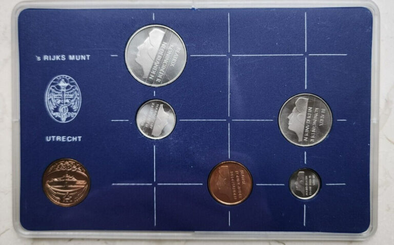 Read more about the article 1982 Netherlands Uncirculated Coin Set  bg