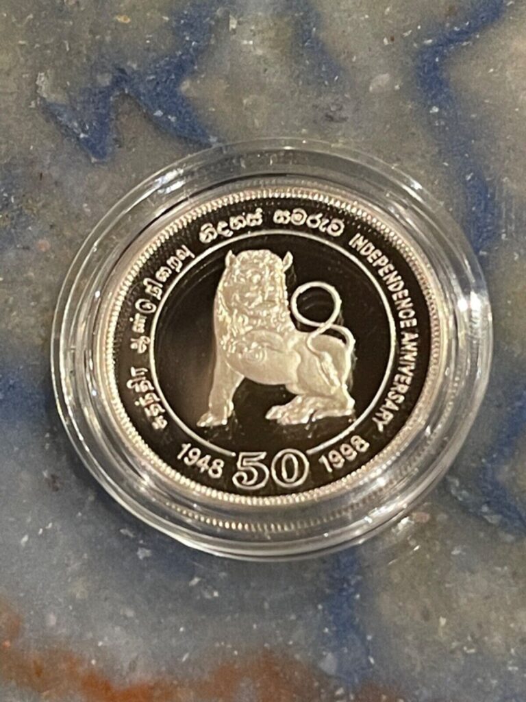 Read more about the article Sri Lanka 1000 rupees silver coin 1998 lion statue 50 Years of Independence