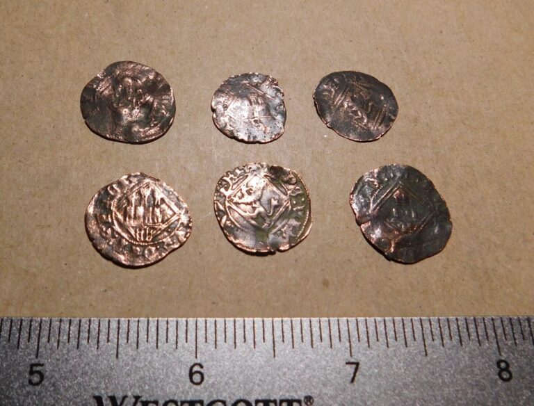Read more about the article 1400s King Enrique IV Spanish coins  treasure of 6 pieces !!