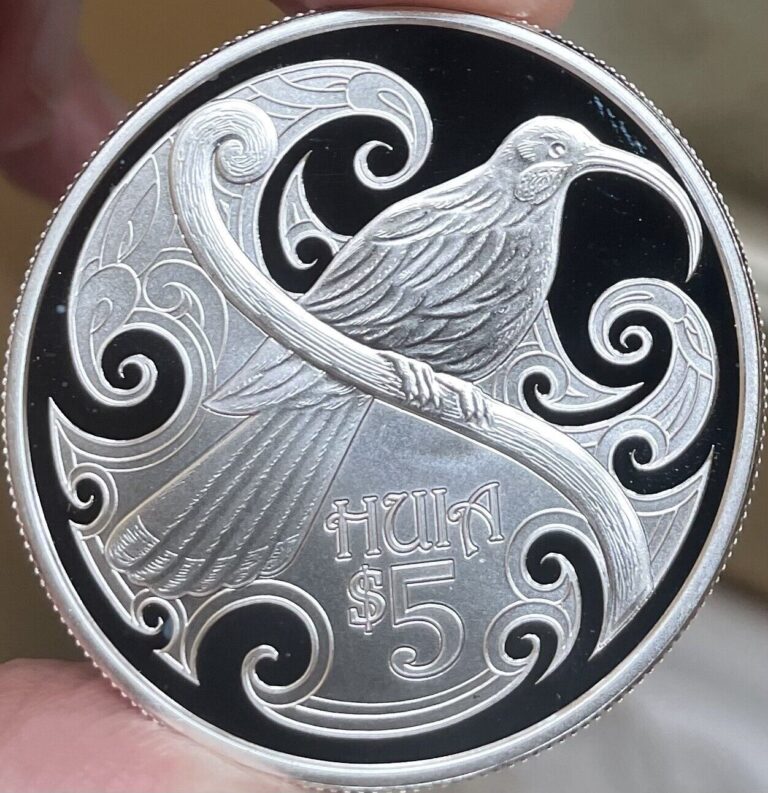 Read more about the article 2015 $5 Huia Bird New Zealand 1 OZ Silver Proof Coin