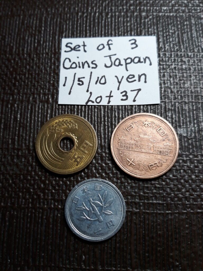 Read more about the article Japan Old Money  Set of 3 Japanese coins   1 Yen / 5 Yen / 10 Yen  Unc.  Lot 37