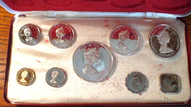 Read more about the article 1972 BAHAMAS 9 COIN PROOF SET OF COINS WITH DISPLAY and OUTER BOX!