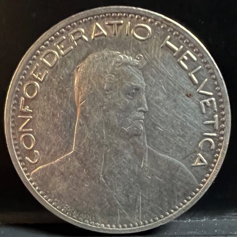 Read more about the article 1923-B Switzerland 5 Francs – XF / AU – Large Silver Crown Sized Coin
