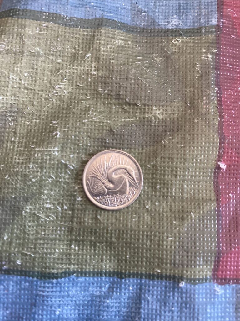 Read more about the article 1974 Singapore  5 Cents  Circulated- Coin swan