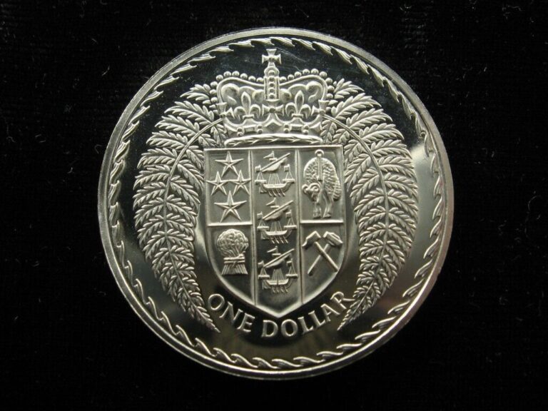 Read more about the article Large old world Proof like coin NEW ZEALAND $1 dollar 1967 KM38 (517)
