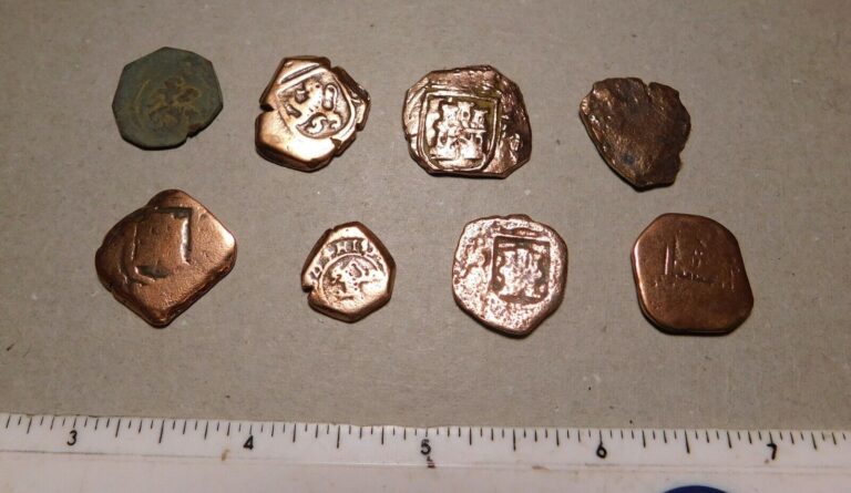 Read more about the article 1600s or older Spanish COB ‘pirate’ coins  treasure of 8 pieces !!