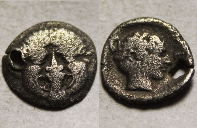 Read more about the article Genuine Ancient Greek silver coin Neapolis Macedonia Hemidrachm Gorgon Nymph 424