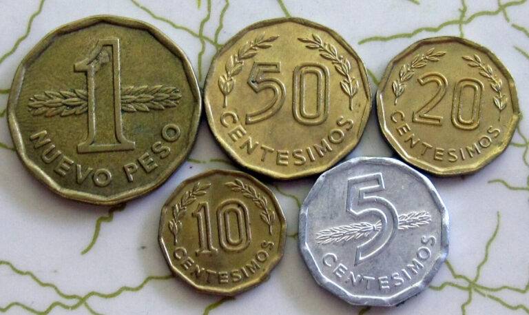 Read more about the article 5COINS URUGUAY UNC 101-151