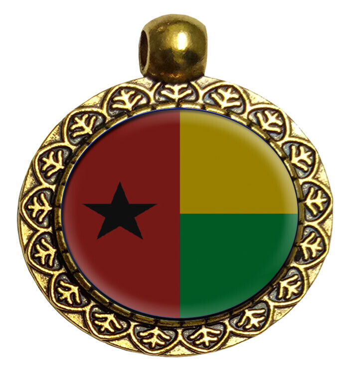 Read more about the article Guinea-Bissau Handmade National Flag Pendant Chain Locket with Hook (L-130)