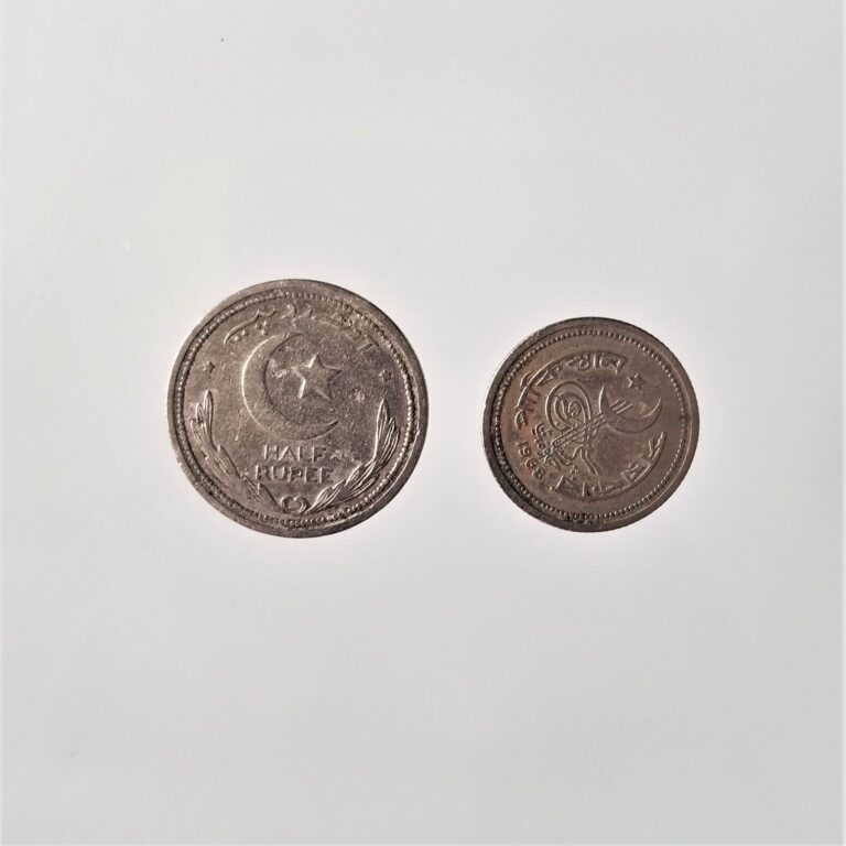 Read more about the article Pakistan Coins 1948 Half Rupee And Year 1968 25 Paisa Vintage Used Lot Of 2