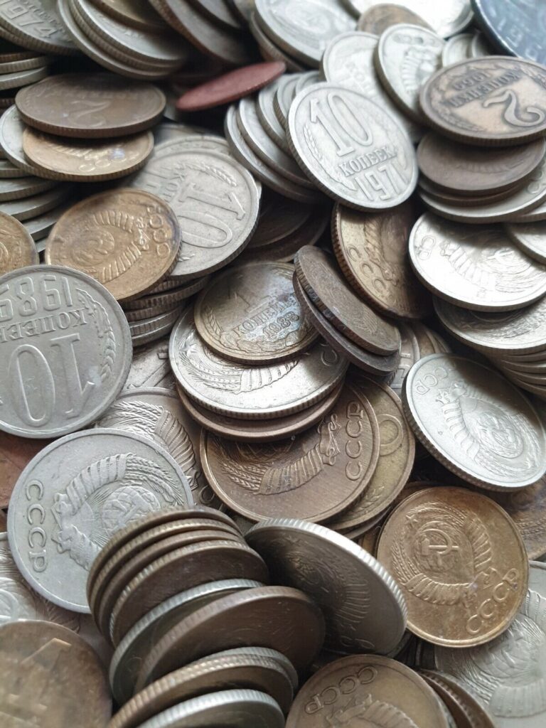 Read more about the article USSR SOVIET SET OF 100 COINS KOPEKS RUSSIAN 1961-1991 WITH HAMMER AND SICKLE