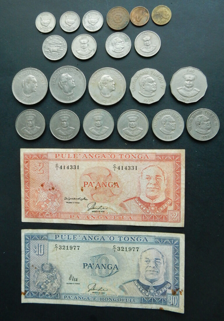 Read more about the article Tonga lot of 21 coins 50 20 10 5 2 1 Seniti 1967-1981 and 10 Paanga  2 P notes FAO