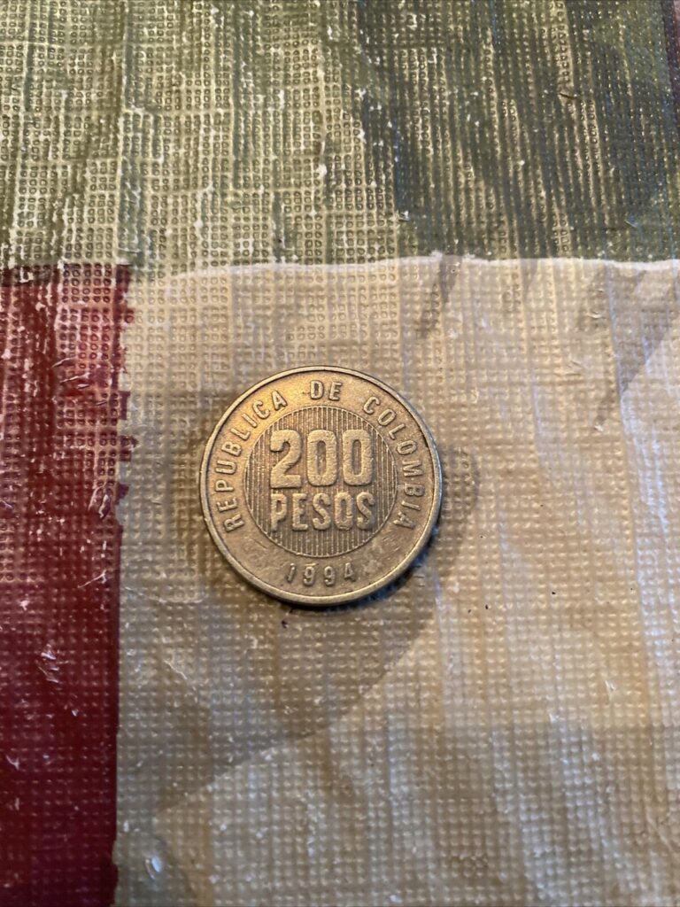 Read more about the article COLOMBIA 1994 200 Pesos COIN