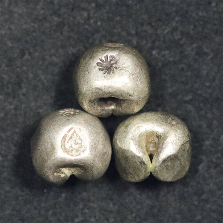 Read more about the article Lot of 3 Thailand Siam Silver 1 Baht Photduang Bullet Money Coins