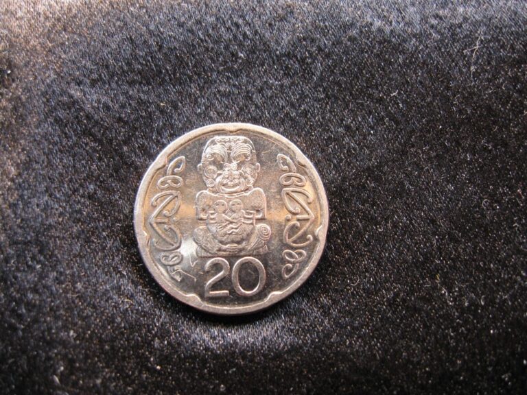 Read more about the article old world coin NEW ZEALAND 20 cents 2006 KM118a “Chief Pukaki” (137)
