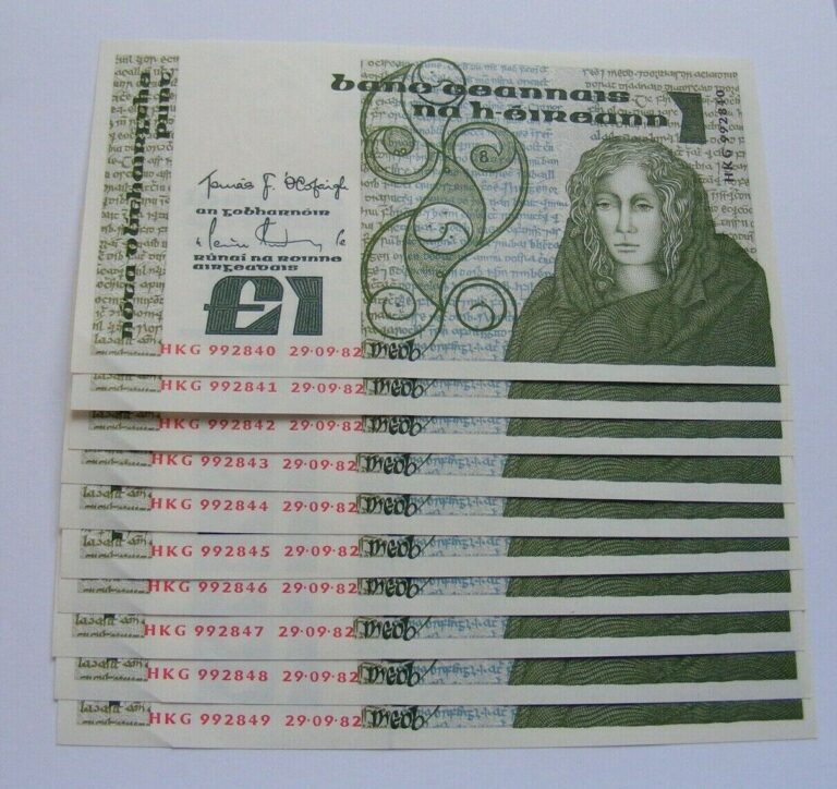 Read more about the article 1982 Ireland One Pound Banknotes Ten Consecutive Sequence Irish £1