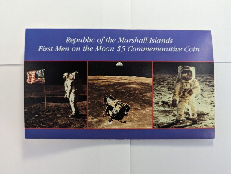 Read more about the article 1989 Marshall Islands First Men on the Moon $5 Commemorative Coin and Card