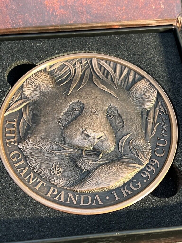 Read more about the article GIANT PANDA 1 Kg Kilo Copper Coin 1500 Francs Benin 2023 Mintage Of 2023