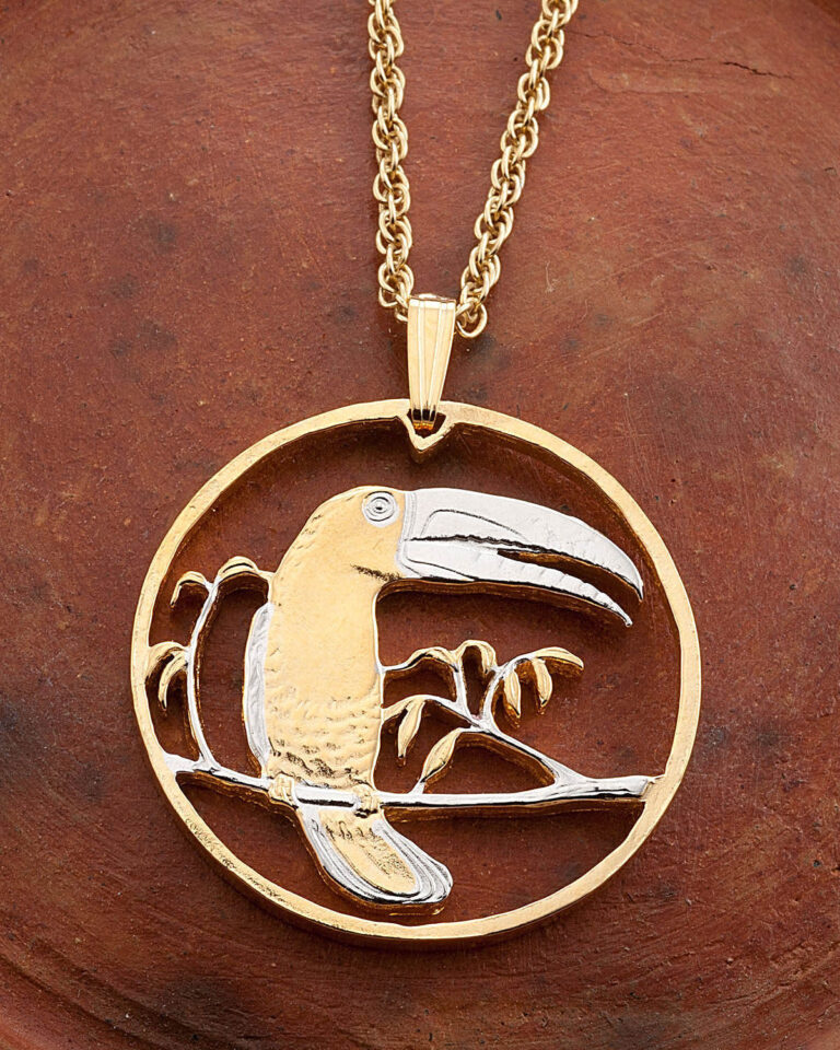 Read more about the article Toucan Pendant and Necklace Belize coin Hand cut 1 1/8″ in Diameter  ( # 595 )