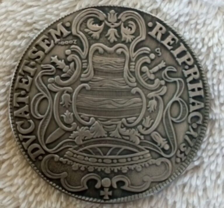 Read more about the article New Commemorative 1735 Bearded Thaler Dubrovnik CROATIA 41mm Silver 625